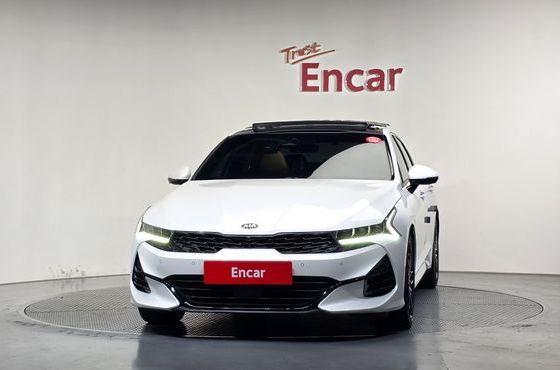 Kia K5 1.6 Turbo Signature — пробег 17 800 км — фото 3 из 5
