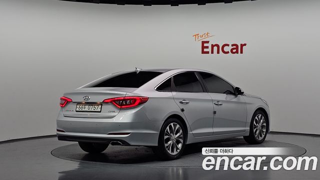 Hyundai Sonata 2.0 Premium Special — пробег 109 905 км — фото 2 из 5