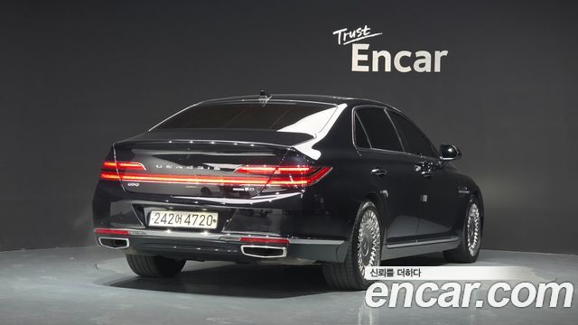Genesis G90 5.0 AWD Prestige — пробег 108 213 км — фото 2 из 5