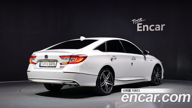Honda Accord 2.0 Hybrid Touring — пробег 85 296 км — фото 2 из 5