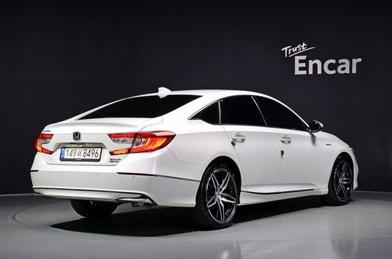 Honda Accord 2.0 Hybrid Touring — пробег 85 296 км — фото 2 из 5