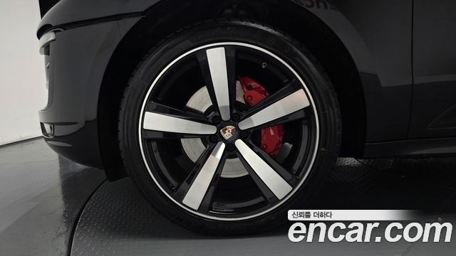 Porsche Macan из Кореи Encar