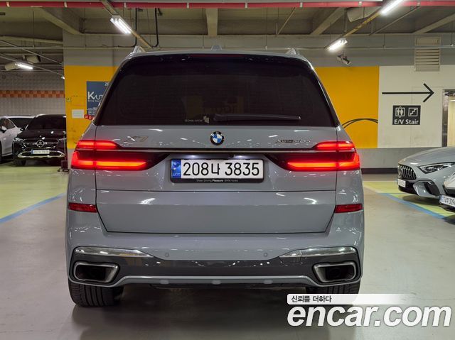 BMW X7 xDrive 40d M Sport 6STR — пробег 28 500 км — фото 4 из 5