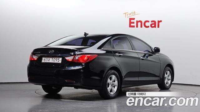Hyundai Sonata LPI Smart — пробег 142 032 км — фото 2 из 5