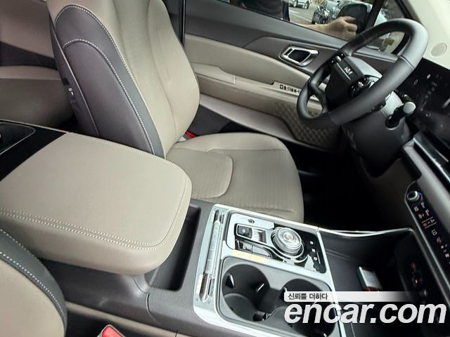Kia Carnival HEV 9seater Nobless — пробег 2 335 км — фото 5 из 5