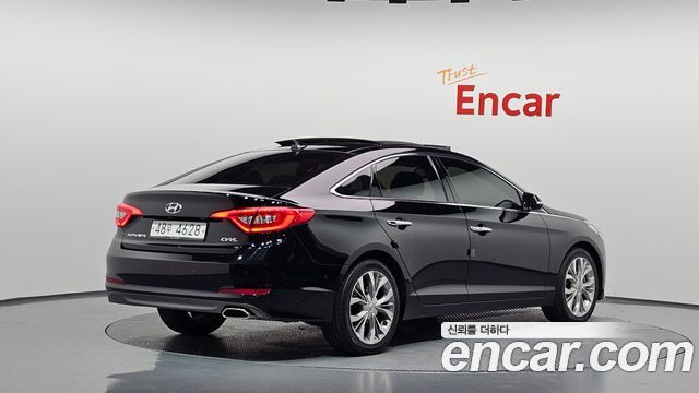 Hyundai Sonata 2.0 Smart Special — пробег 105 917 км — фото 2 из 5