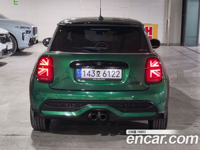 Mini Cooper Classic Launch Pack Third Generation — пробег 20 704 км — фото 3 из 5