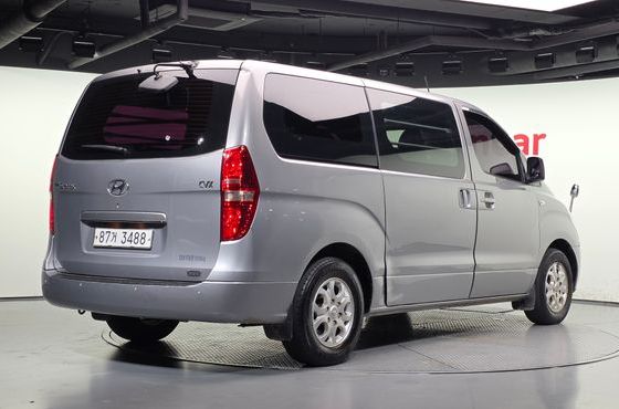 Hyundai Starex 3-Seater VAN CVX Luxury — пробег 268 986 км — фото 2 из 5