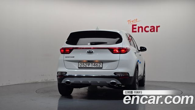 Kia Sportage из Кореи Encar
