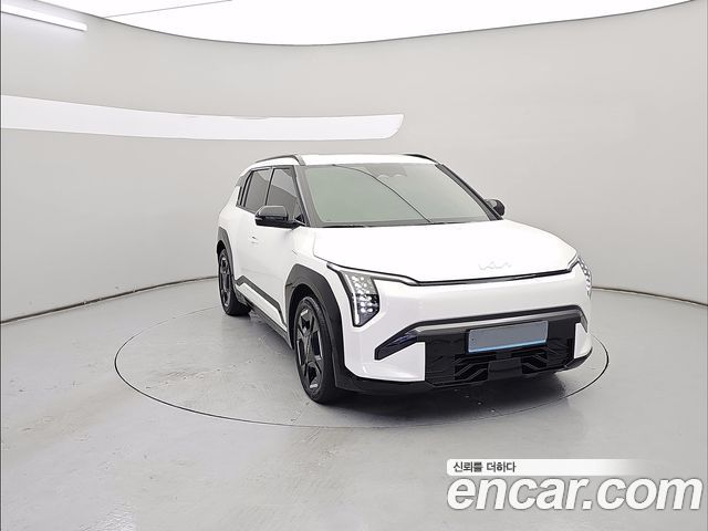 Kia EV3 Long Range 2WD GT Line — пробег 45 336 км — фото 4 из 5