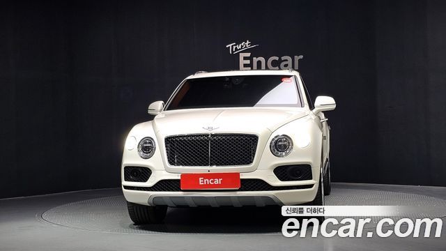 Bentley Bentayga 4.0 V8 — пробег 144 509 км — фото 3 из 5