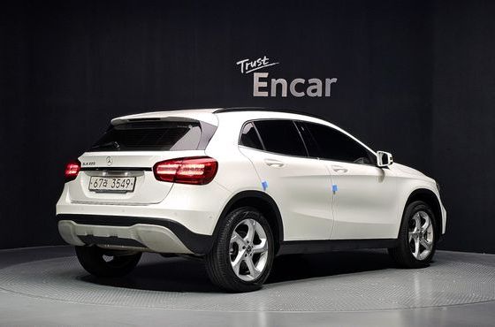 Mercedes-Benz GLA-Class GLA220 — пробег 58 753 км — фото 2 из 5