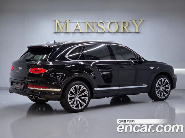 Bentley Bentayga 4.0 V8 Azure — пробег 24 220 км — фото 2 из 5