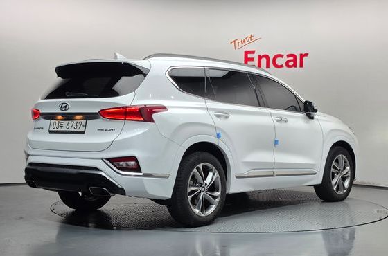 Hyundai Santafe Diesel 2.2 4WD Inspiration — пробег 57 953 км — фото 2 из 5