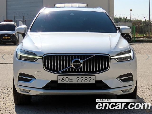Volvo XC60 D5 Inscription — пробег 241 684 км — фото 2 из 5