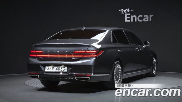 Genesis G90 5.0 AWD Limousine Prestige — пробег 69 815 км — фото 2 из 5