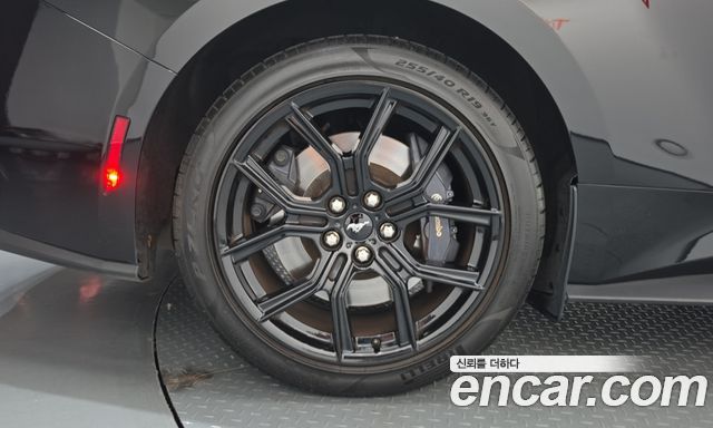 Ford Mustang 2.3 EcoBoost Premium Coupe — пробег 21 009 км — фото 5 из 5
