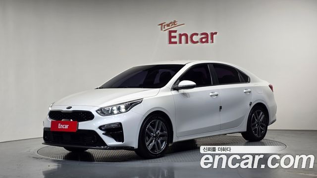 Kia K3 Luxury — пробег 107 085 км — фото 1 из 5