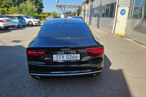 Audi A7 50 TDI Quattro Premium 4G — пробег 187 516 км — фото 4 из 5