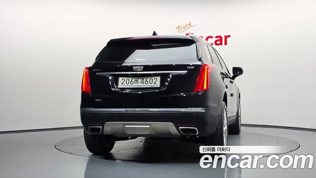 Cadillac XT5 3.6 Platinum — пробег 176 526 км — фото 4 из 5