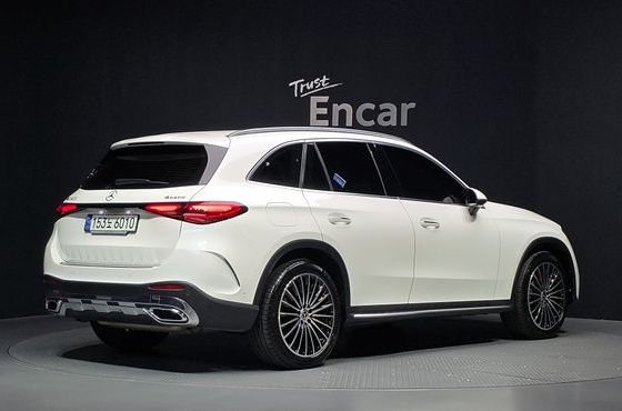 Mercedes-Benz GLC-Class GLC300 4MATIC AMG Line — пробег 53 666 км — фото 2 из 5