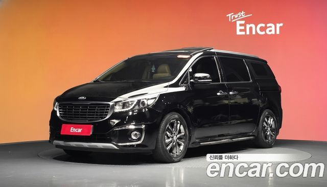 Kia Carnival из Кореи Encar