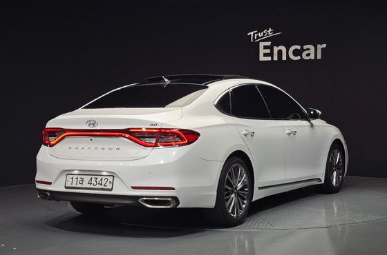 Hyundai Grandeur 3.0 Exclusive Special — пробег 87 122 км — фото 2 из 5