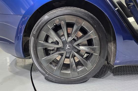 Tesla Model 3 Long Range AWD — пробег 66 017 км — фото 5 из 5