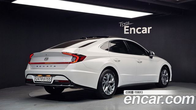 Hyundai Sonata 2.0 Premium — пробег 68 638 км — фото 2 из 5