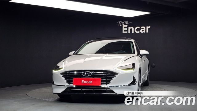 Hyundai Sonata 2.0 Premium — пробег 68 638 км — фото 3 из 5