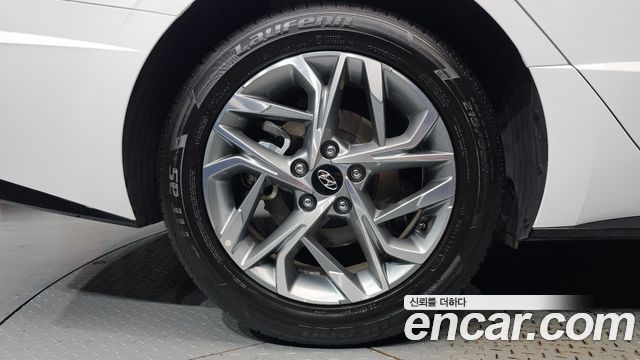 Hyundai Sonata 2.0 Premium — пробег 68 638 км — фото 5 из 5