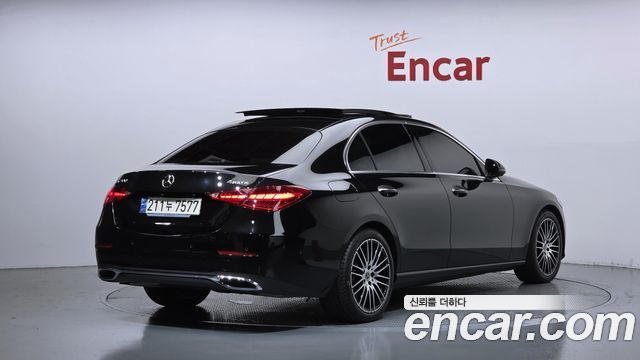 Mercedes-Benz C-Class C300 4MATIC Avantgarde — пробег 11 140 км — фото 2 из 5