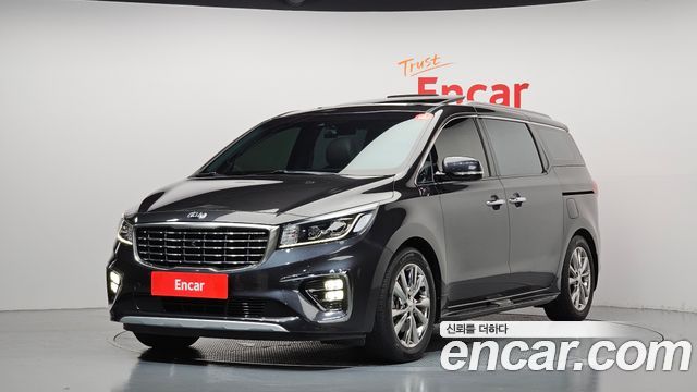 Kia Carnival Gasoline 9-Seater Noblesse Special — пробег 95 470 км — фото 1 из 5