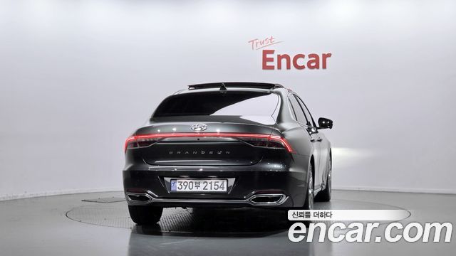 Hyundai Grandeur из Кореи Encar