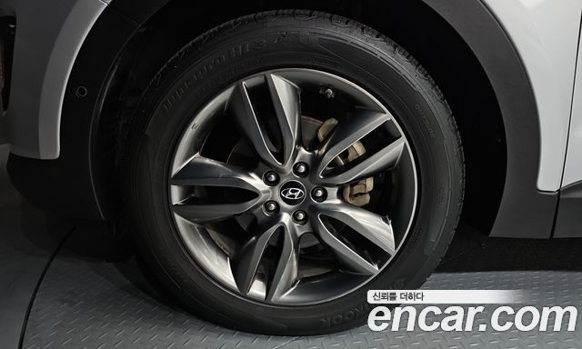 Hyundai Santafe Diesel(e-VGT) 2.0 2WD Exclusive — пробег 112 198 км — фото 5 из 5