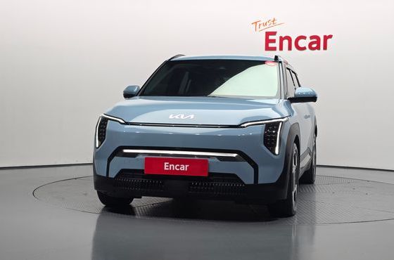 Kia EV3 Long Range 2WD Earth — пробег 30 518 км — фото 3 из 5