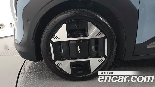 Kia EV3 из Кореи Encar