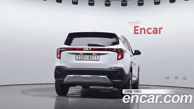 Kia Seltos из Кореи Encar