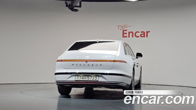 Hyundai Grandeur из Кореи Encar