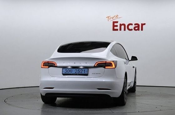 Tesla Model 3 Long Range AWD — пробег 42 863 км — фото 4 из 5