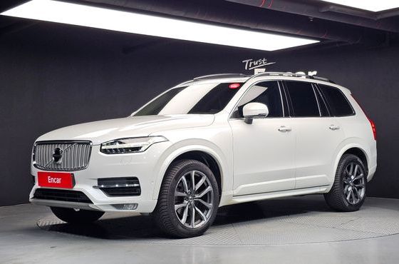 Volvo XC90 D5 Momentum — пробег 187 927 км — фото 1 из 5