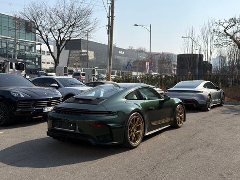 Porsche 911 GT3 Touring — пробег 1 250 км — фото 2 из 5