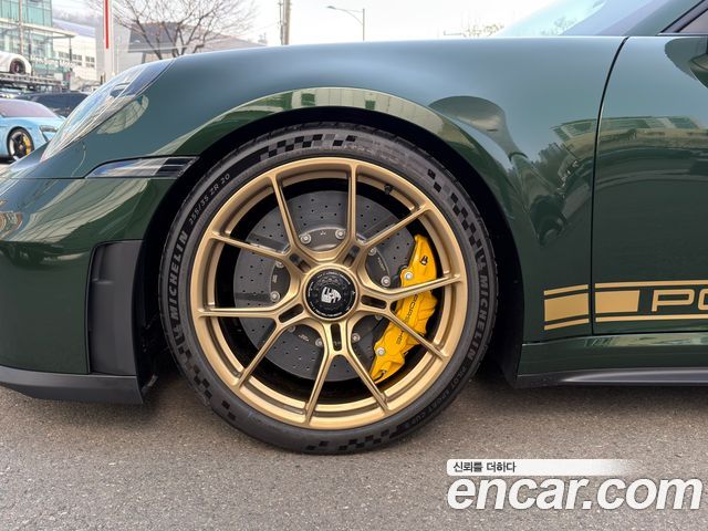 Porsche 911 GT3 Touring — пробег 1 250 км — фото 5 из 5
