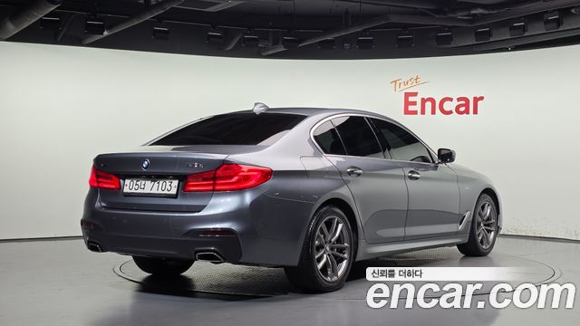 BMW 5-Series 520d xDrive M Sport Package Plus — пробег 175 529 км — фото 2 из 5