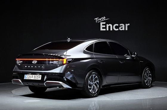 Hyundai Sonata Premium — пробег 16 587 км — фото 2 из 5