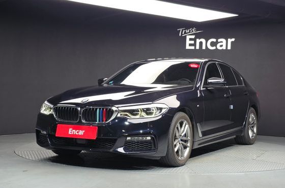 BMW 5-Series 530i xDrive M Sport Package Plus — пробег 110 154 км — фото 1 из 5