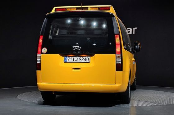 Hyundai Staria L3.5 Kinder Safety Car 11-Seater — пробег 15 310 км — фото 4 из 5
