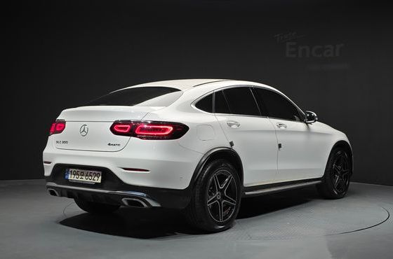 Mercedes-Benz GLC-Class GLC300 4MATIC Premium Coupe — пробег 138 006 км — фото 2 из 5
