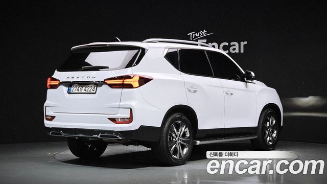 Ssangyong Rexton из Кореи Encar
