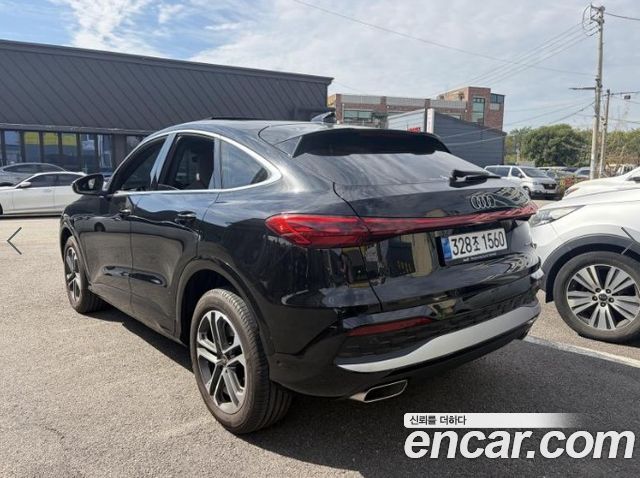 Audi Q5 40 TFSI Quattro Sportback Advanced — пробег 5 469 км — фото 4 из 5